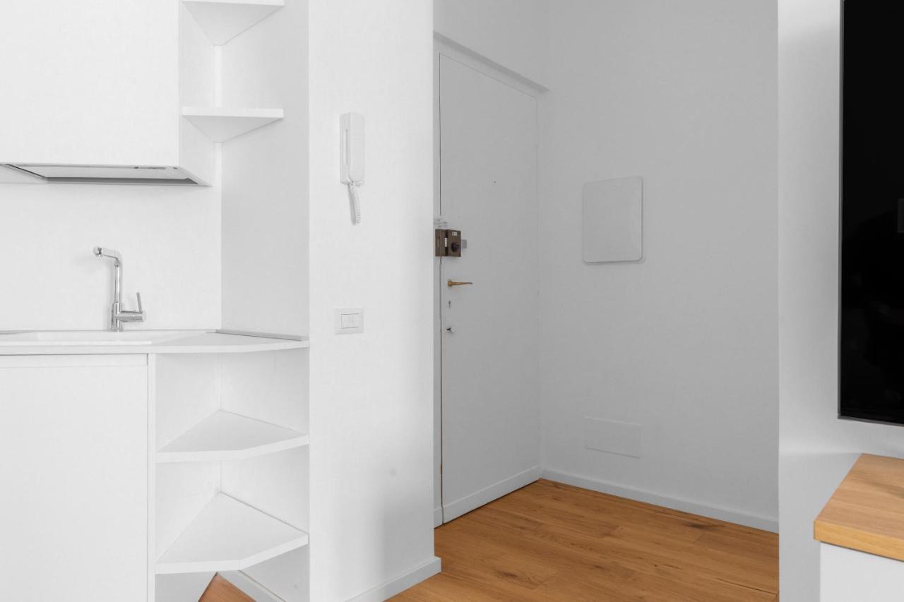 La Dolce Vita - Luxury Stylish Flat In Trastevere 60Sqm Рим Екстериор снимка